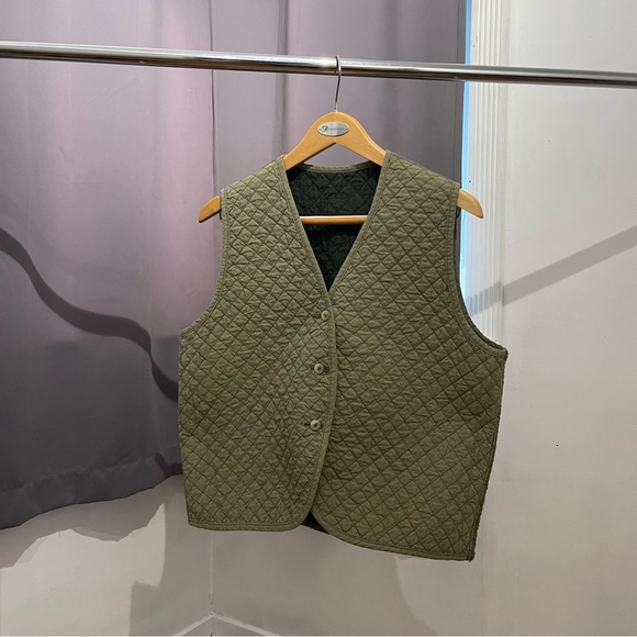 Chaps Olive Quilted Vest - Picture 4 of 9